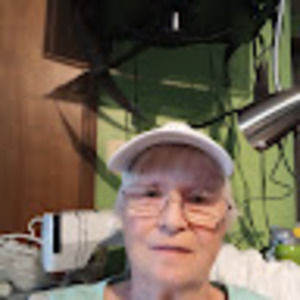 Meet your Posher, Val